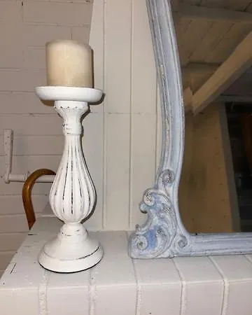 Semesterbostad Small House